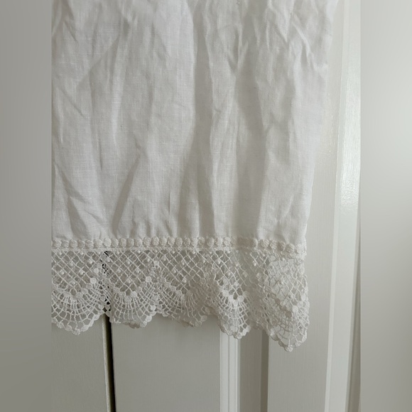 Linen Tank - Picture 3 of 3